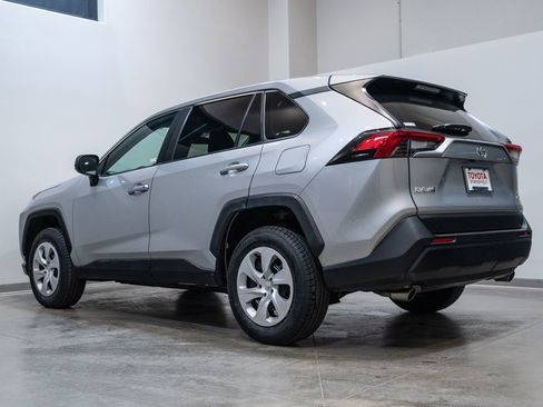 Used 2024 Toyota RAV4 LE image 7