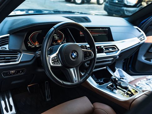 Used 2023 BMW X5 sDrive40i w/ M Sport Package image 24