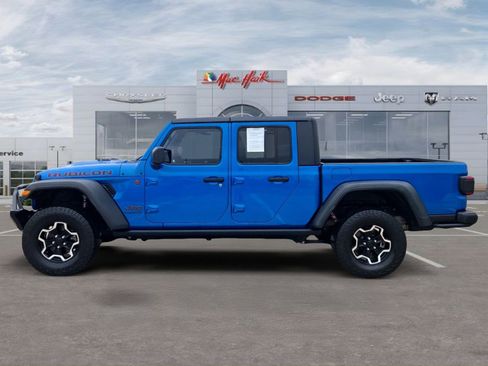 Used 2020 Jeep Gladiator Rubicon image 2