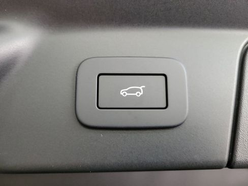 New 2026 Land Rover Range Rover Velar Dynamic SE image 30