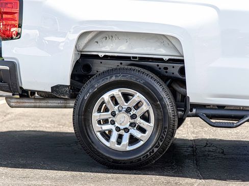 Used 2019 Chevrolet Silverado 2500 W/T AWD/4WD image 11