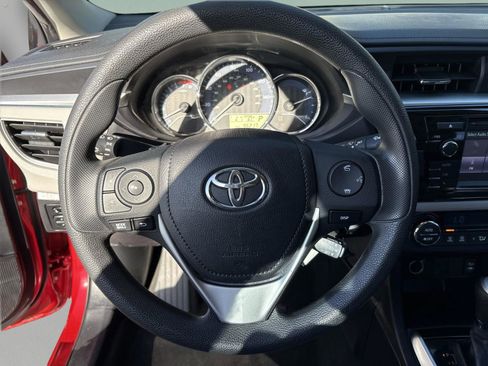 Used 2016 Toyota Corolla LE image 11