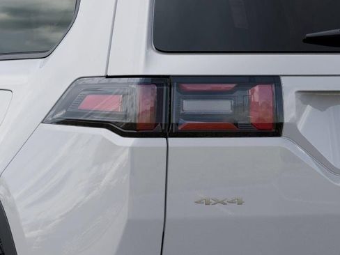 New 2026 Jeep Cherokee Limited image 9