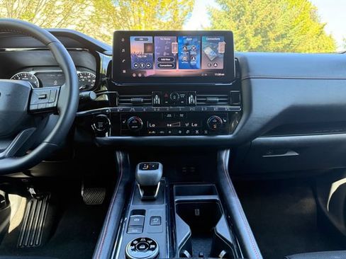 Used 2026 Nissan Pathfinder Rock Creek AWD/4WD image 23