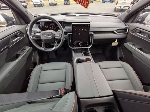 New 2026 GMC Acadia AT4 w/ Luxury Package image 31