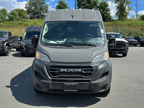 New 2025 RAM ProMaster 2500 image 3