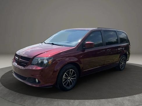 Used 2018 Dodge Grand Caravan GT FWD image 1