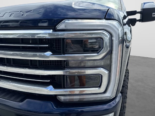 New 2027 Ford F350 Platinum w/ Platinum Plus Package AWD/4WD image 10