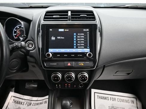 Used 2024 Mitsubishi Outlander Sport ES AWD/4WD image 17