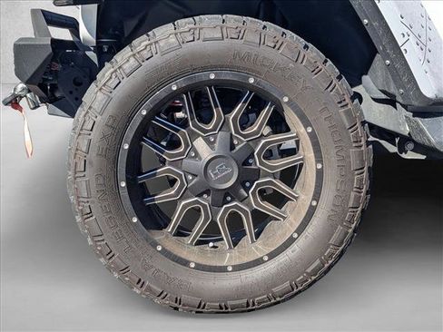 Used 2022 Jeep Gladiator Overland w/ Popular Equipment Package image 19