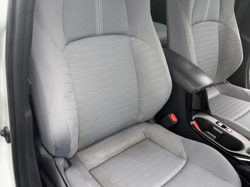 Used 2023 Toyota Corolla SE w/ Carpet Mat Package (TMS) FWD image 21