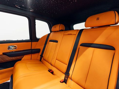 Used 2021 Rolls-Royce Cullinan AWD/4WD image 28