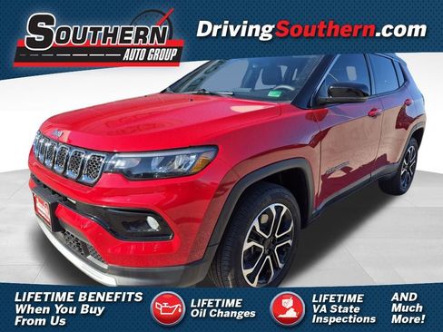 Used 2024 Jeep Compass Limited w/ Sun and Sound Group image 1