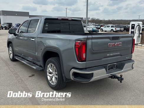 Used 2022 GMC Sierra 1500 SLT image 3