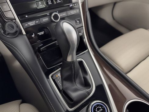 Used 2014 INFINITI Q50 Sport w/ Deluxe Technology Package AWD/4WD image 24