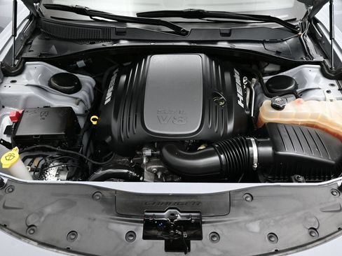 Used 2022 Dodge Charger R/T w/ Blacktop Package RWD image 8