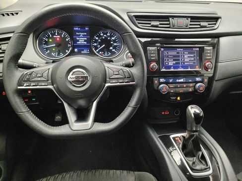 Used 2020 Nissan Rogue SV AWD/4WD image 22