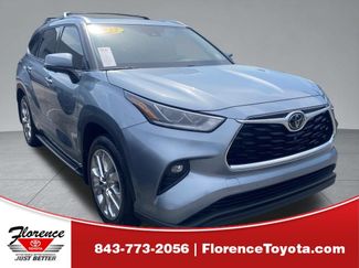 Used 2023 Toyota Highlander Limited AWD/4WD video 1