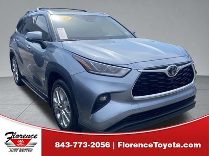 Used 2023 Toyota Highlander Limited