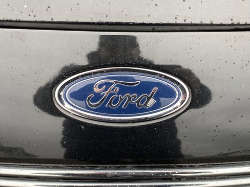 Used 2014 Ford Fiesta SE image 25