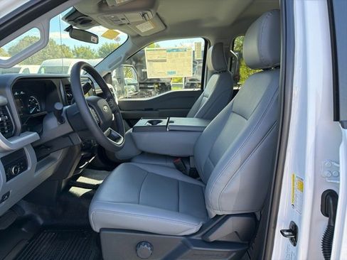 New 2026 Ford F350 XL w/ XL Chrome Package image 8