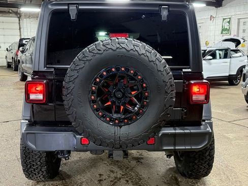 Used 2024 Jeep Wrangler Willys image 4
