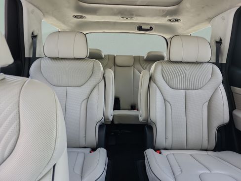 Certified 2023 Hyundai Palisade Calligraphy FWD image 17