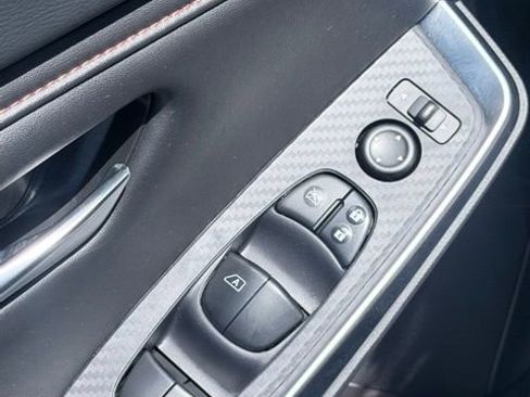 Certified 2023 Nissan Sentra SR FWD image 21