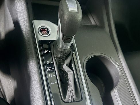 Used 2025 Nissan Altima 2.5 SV image 24