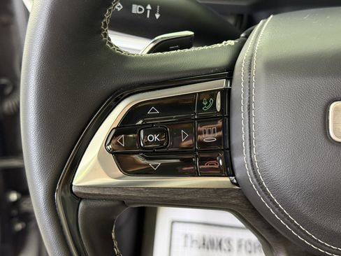 Used 2022 Jeep Grand Cherokee Overland w/ Adv Protech Group III image 26