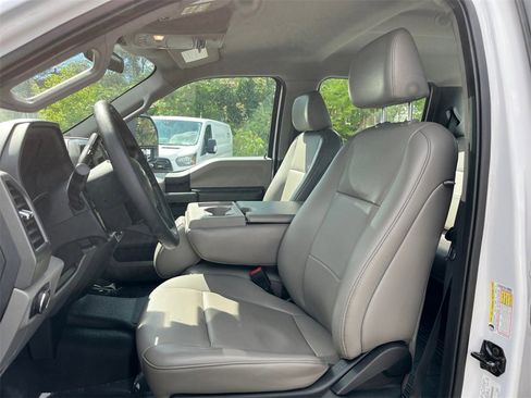 Used 2020 Ford F350 XL w/ Power Equipment Group image 9