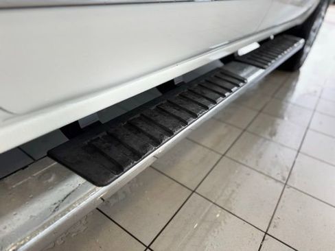 Used 2018 GMC Sierra 1500 SLT image 36