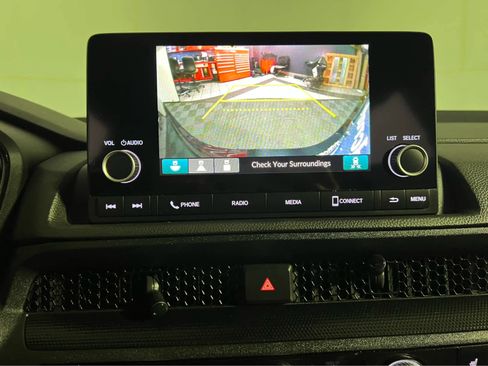 Used 2024 Honda CR-V Sport image 17