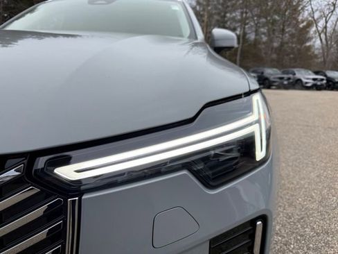 New 2026 Volvo XC90 T8 Plus w/ Protection Package Premier image 9
