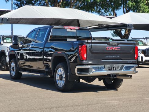 Used 2020 GMC Sierra 2500 SLT w/ SLT Premium Plus Package AWD/4WD image 5