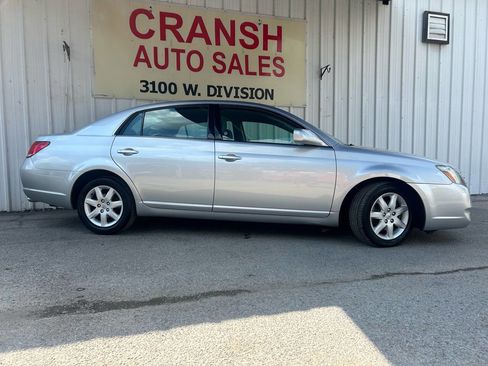Used 2006 Toyota Avalon XL image 2