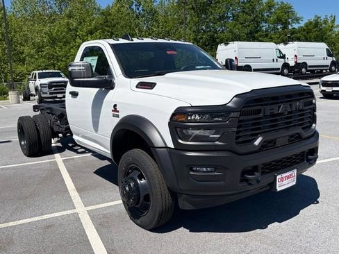 New 2026 RAM 5500 Tradesman AWD/4WD image 2