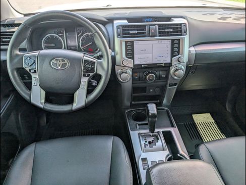 Used 2022 Toyota 4Runner TRD Sport RWD image 9
