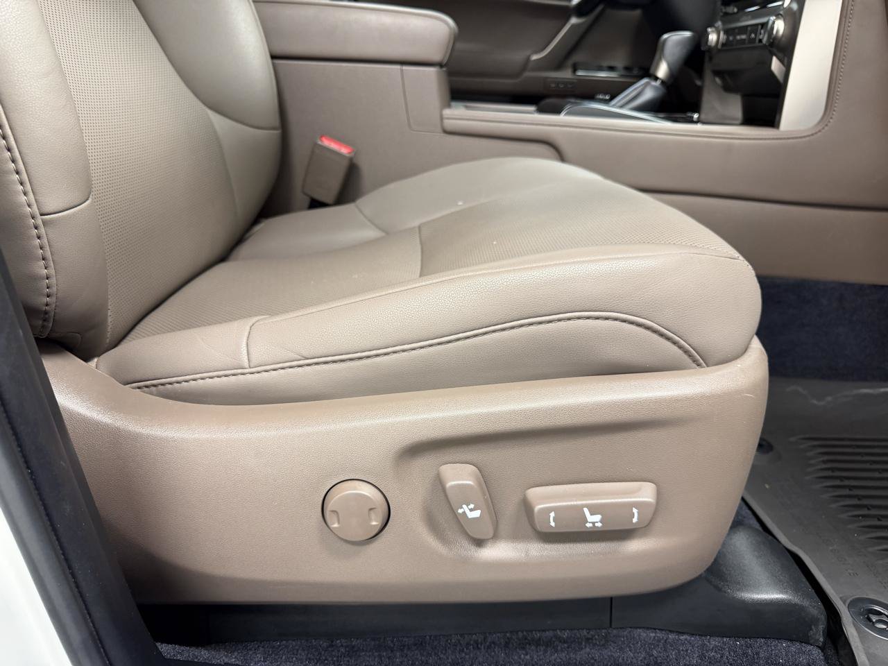 Used 2021 Lexus GX 460 Premium w/ Premium Plus Package AWD/4WD image 16