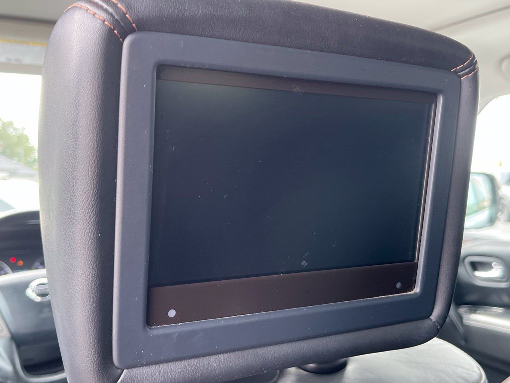 Used 2018 Nissan Armada Platinum w/ Interior Lighting Package AWD/4WD image 35