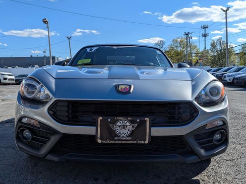 Used 2017 FIAT 124 Spider Abarth RWD image 4