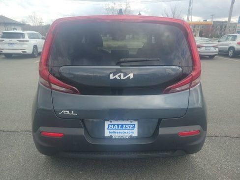 Used 2022 Kia Soul LX w/ Technology Package image 6