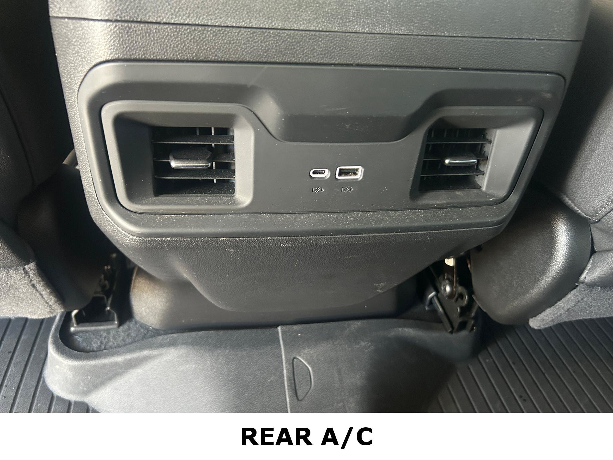 Used 2025 Chevrolet Silverado 1500 LT Trail Boss w/ Convenience Package II AWD/4WD image 18