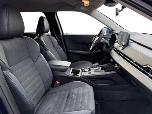 Used 2024 Mitsubishi Outlander SE image 17