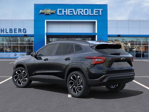 New 2025 Chevrolet Trax RS w/ Sunroof Package image 27