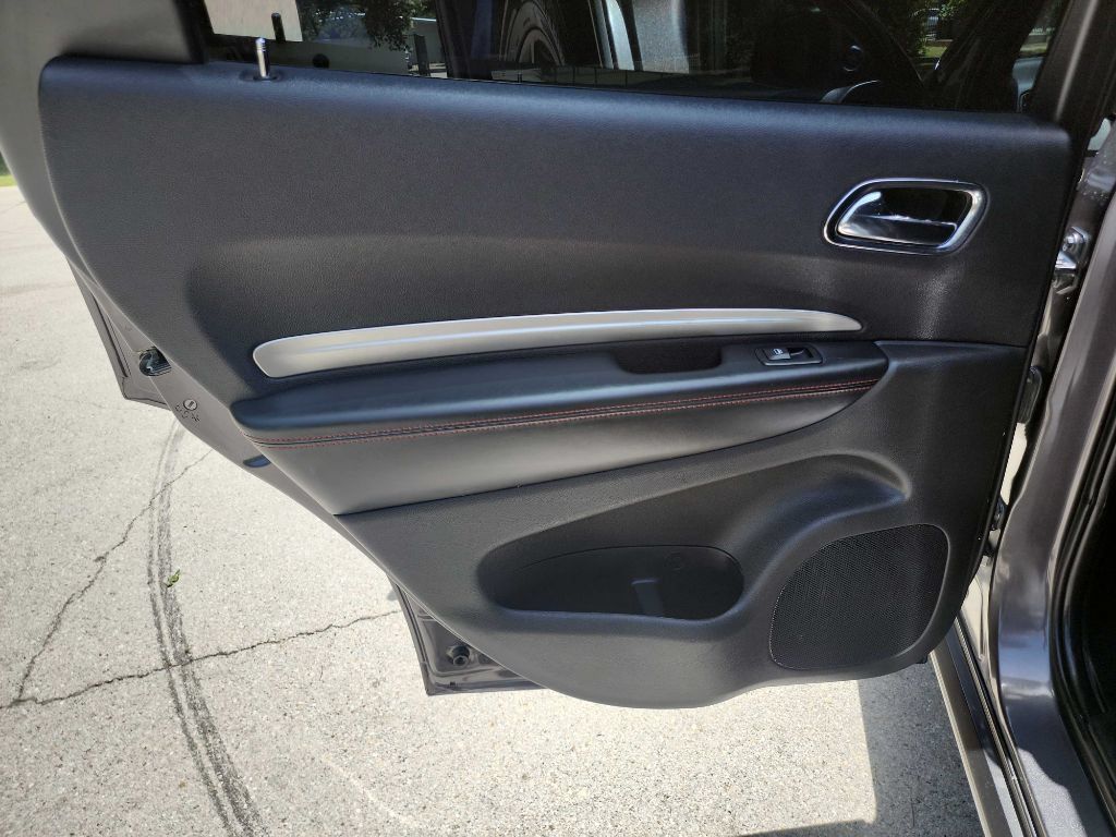 Used 2017 Dodge Durango R/T w/ Trailer Tow Group IV RWD image 29
