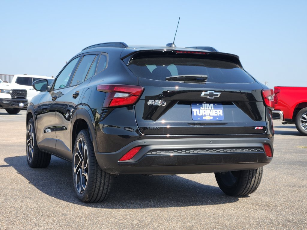 Used 2025 Chevrolet Trax RS w/ Driver Confidence Package FWD image 5