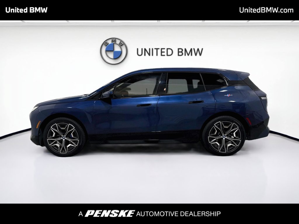 Used 2024 BMW iX xDrive50 w/ Premium Package AWD/4WD image 8
