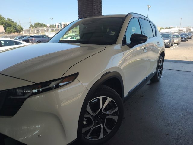 Certified 2026 MAZDA CX-5 Preferred AWD/4WD image 1