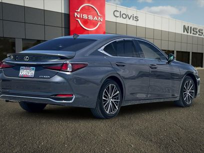 Used 2025 Lexus ES 300h w/ Premium Package